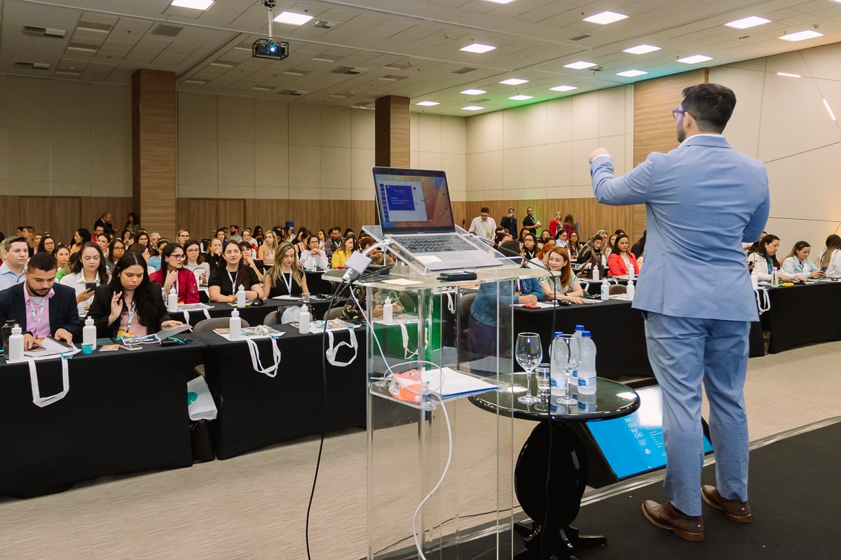 corporativo para luna educação