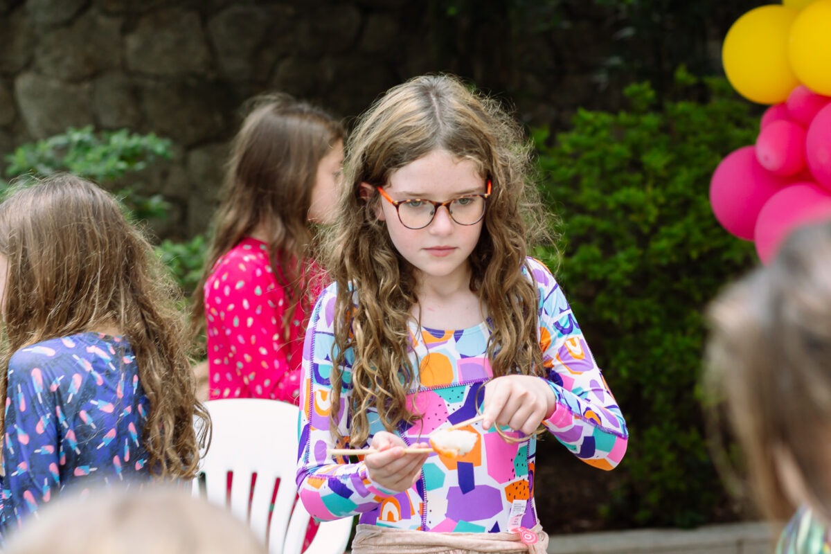 Foto de aniversário infantil na piscina